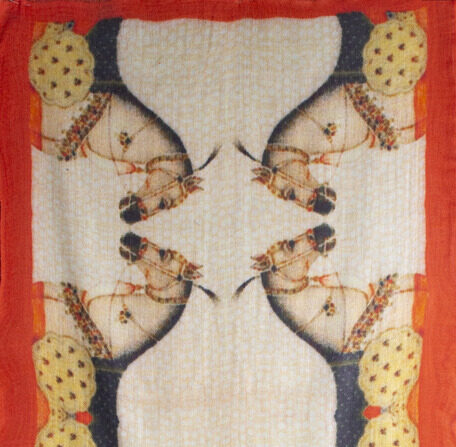 Pashmina caballos indios Dorantes Harness. Pashmina de cachemira y seda con diseño de caballos indios. Cuidadosamente elaborada por expertos artesanos